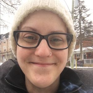Meet your Posher, Carolyn